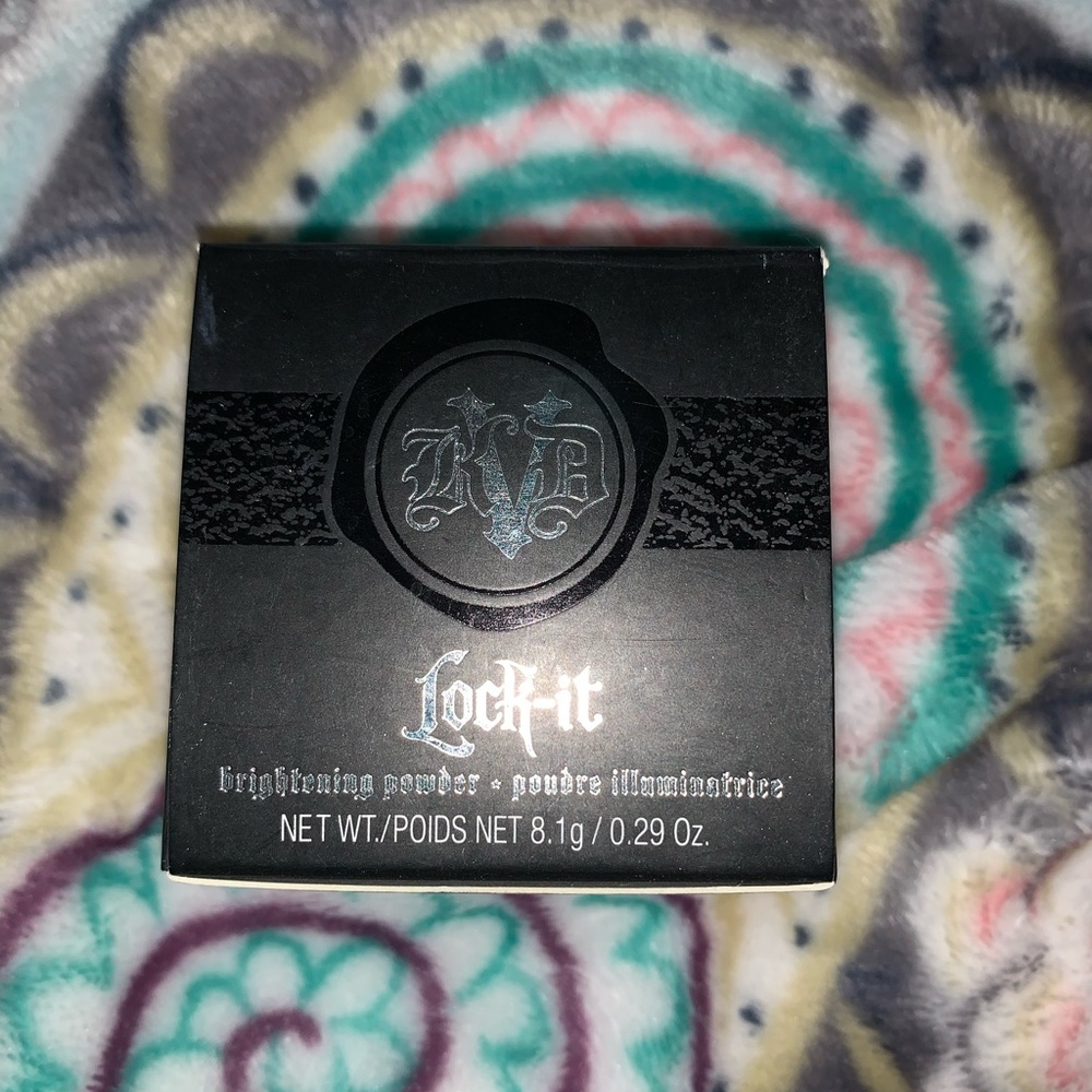 kat von d brightening powder